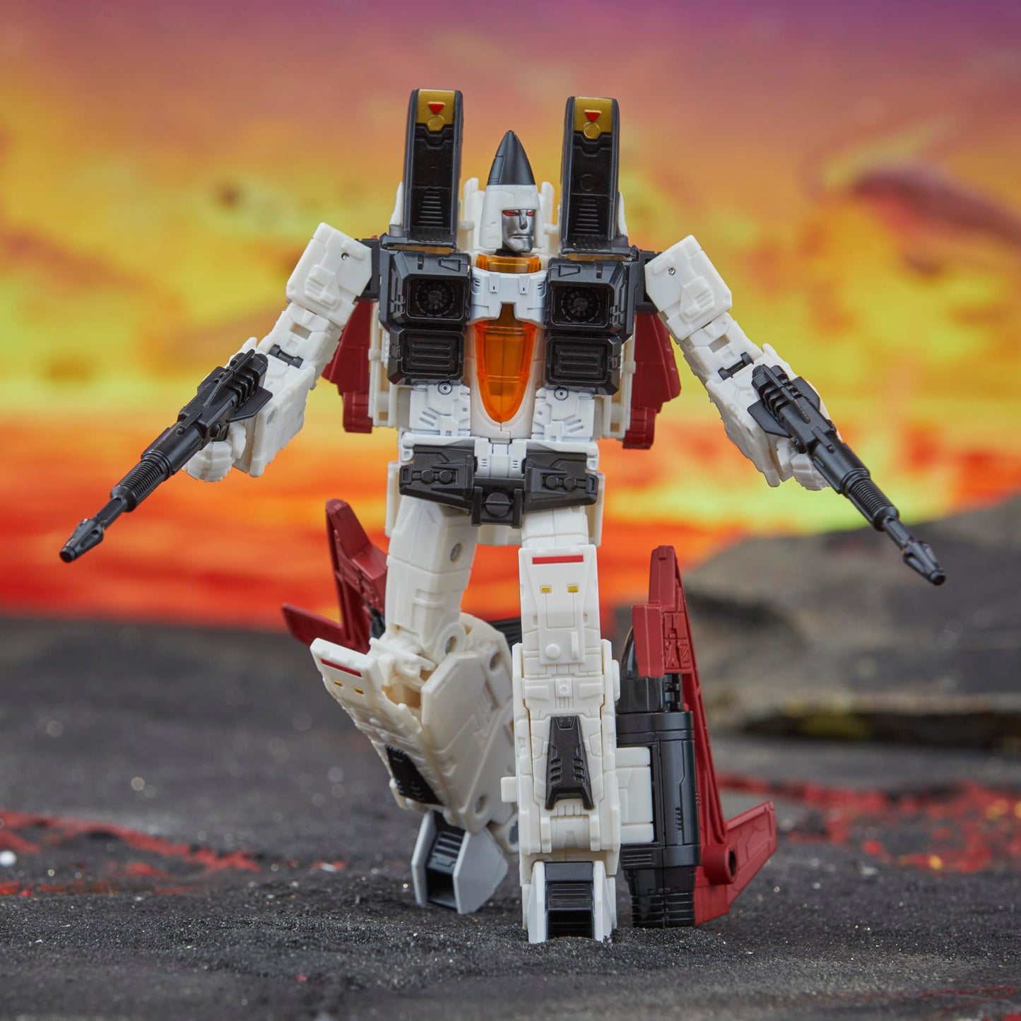 Transformers Legacy United Ramjet – 7-Inch Voyager Class G1 Universe, 23-Step Conversion