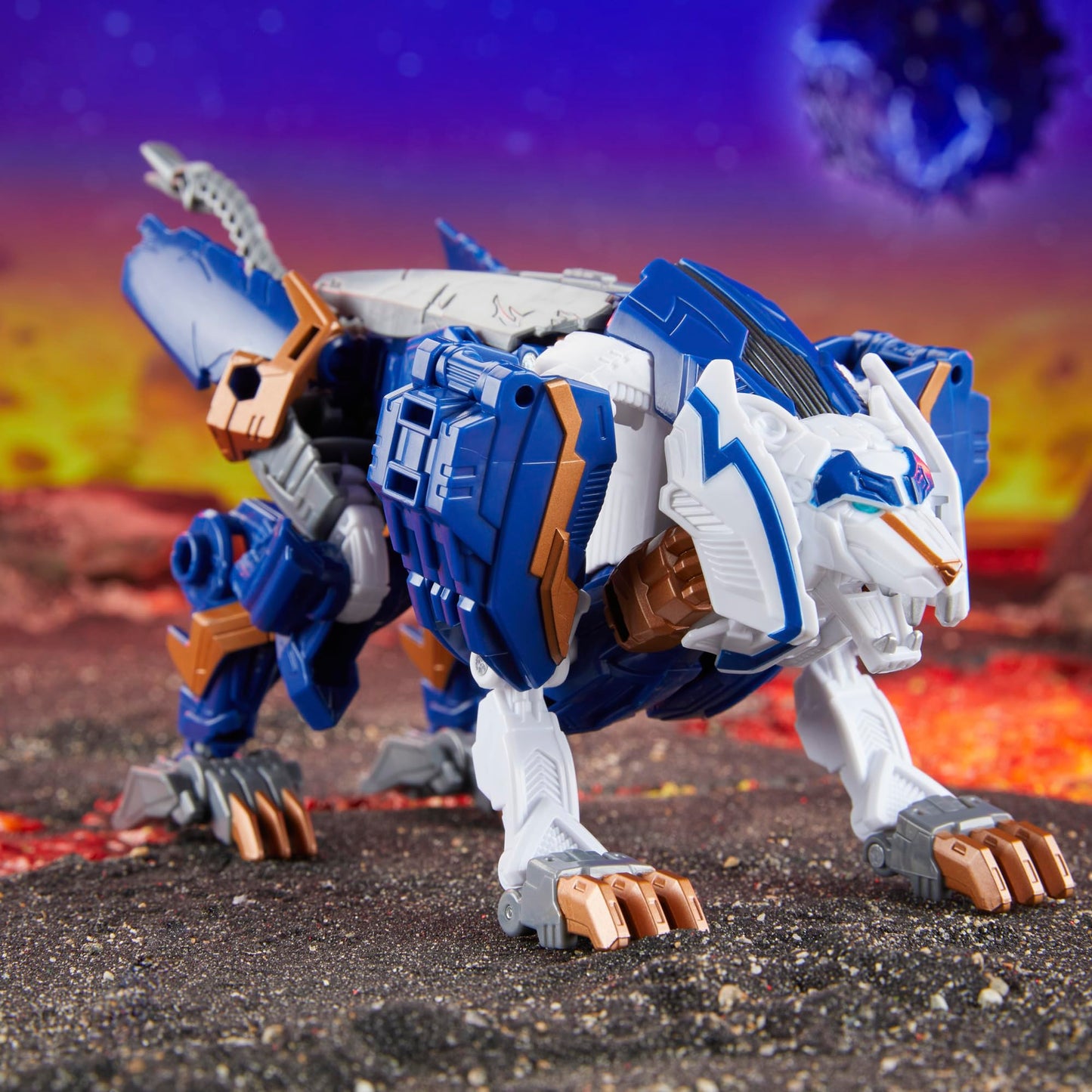 Transformers Legacy United Thundertron – 7-Inch Voyager-Scale Converting Figure (8+), Robot to Cybertronian Lion