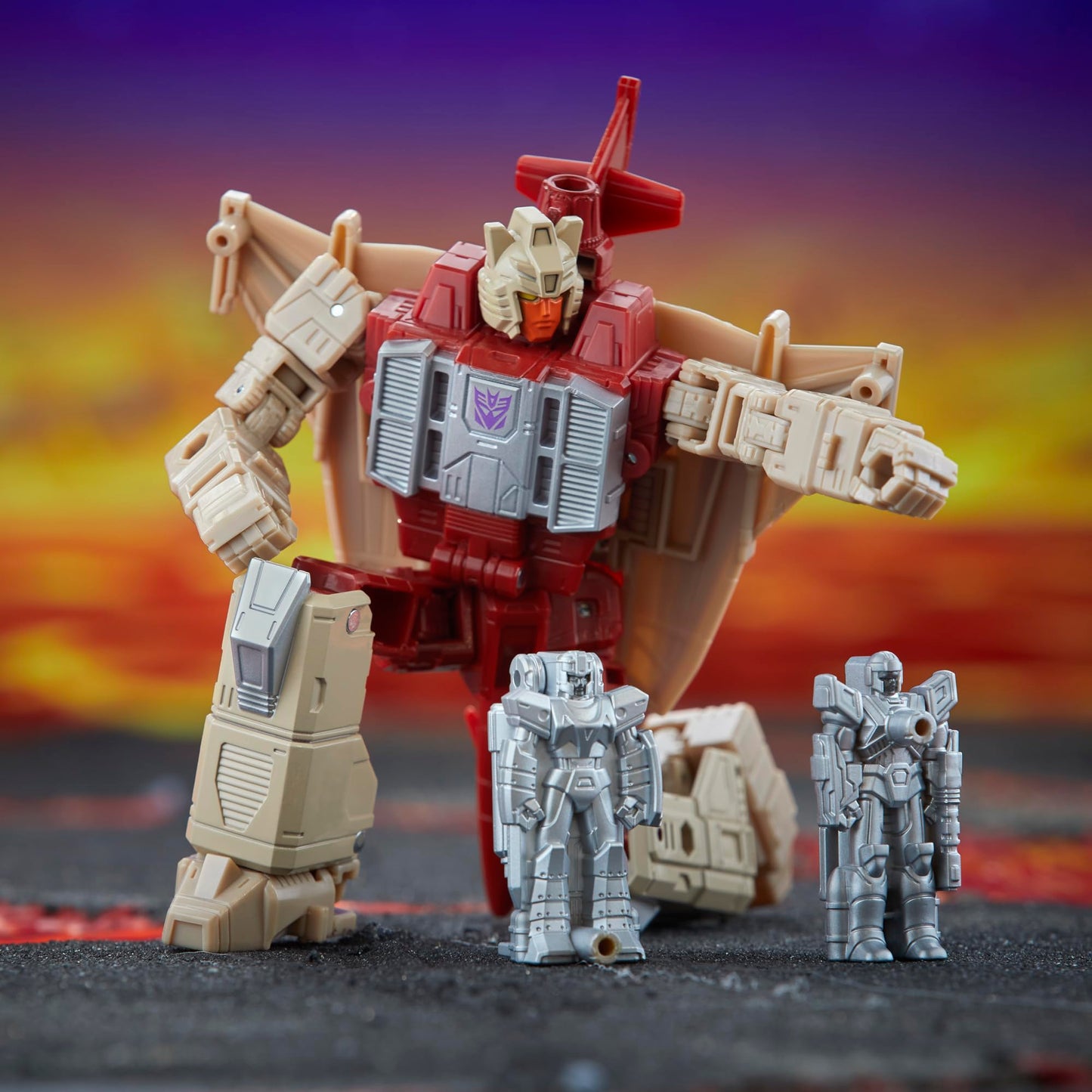 Transformers Legacy United Doom 'n Destruction Collection Mayhem Attack Squad 4-Pack – Breakdown, Windsweeper, Ozone & Cleansweep | Ages 8+ | Amazon Exclusive