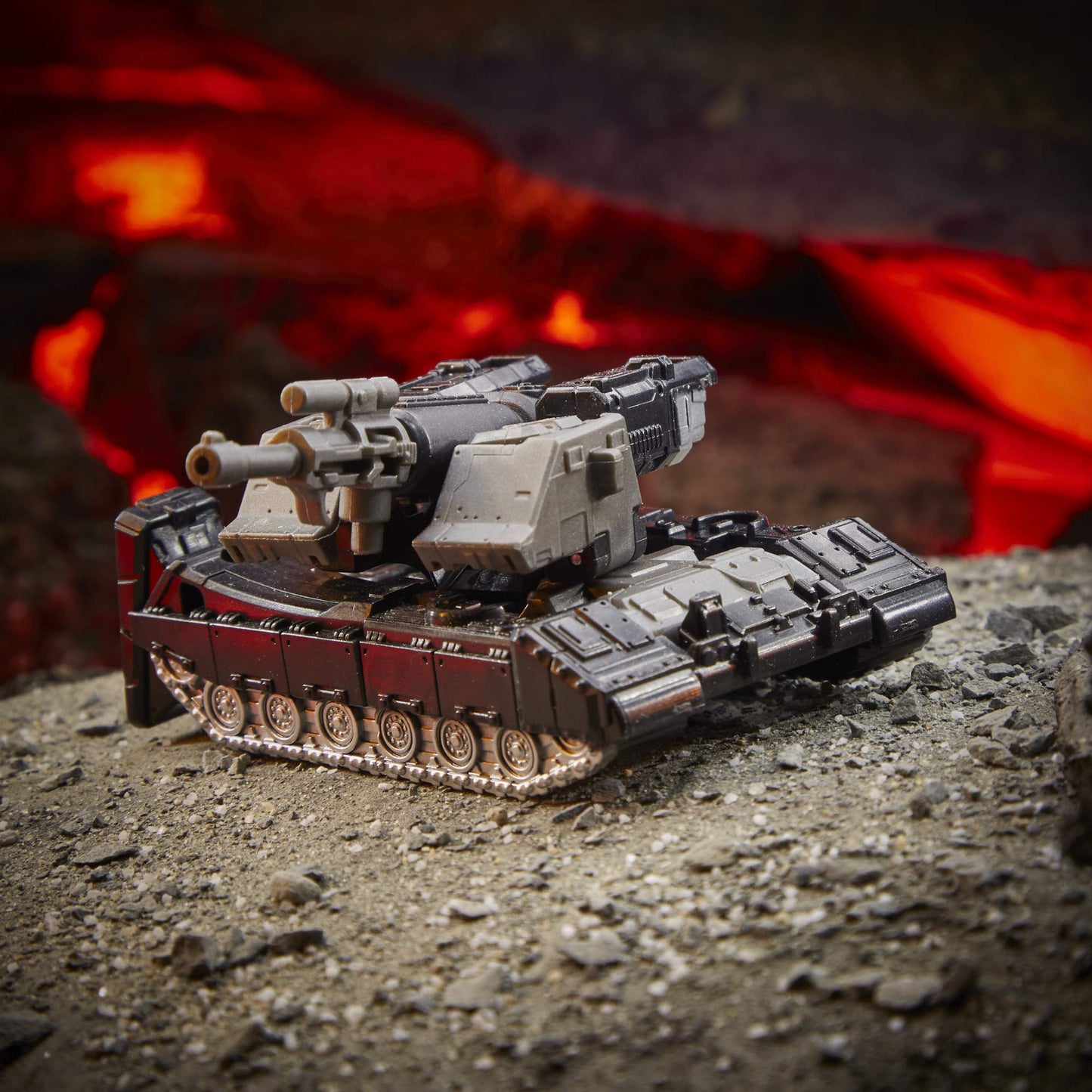 Transformers Kingdom Core Class WFC-K13 Megatron 3.5-Inch Action Figure – Collectible Toy (Ages 8+)