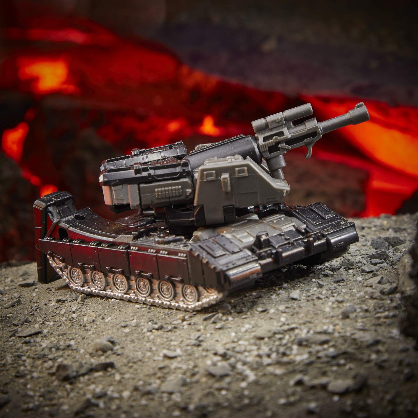 Transformers Kingdom Core Class WFC-K13 Megatron 3.5-Inch Action Figure – Collectible Toy (Ages 8+)