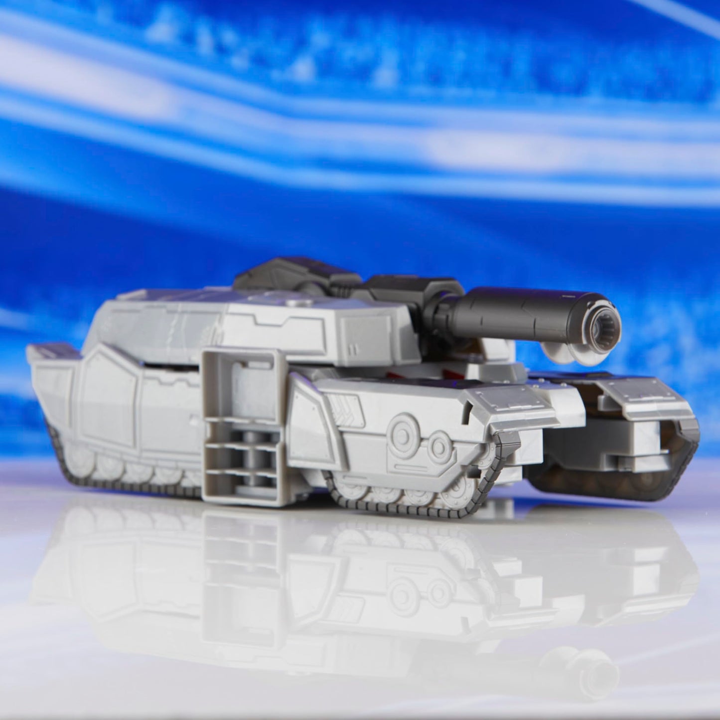 Transformers One Mega Changer Megatron D-16 – 11-Inch 2-In-1 Action Figure