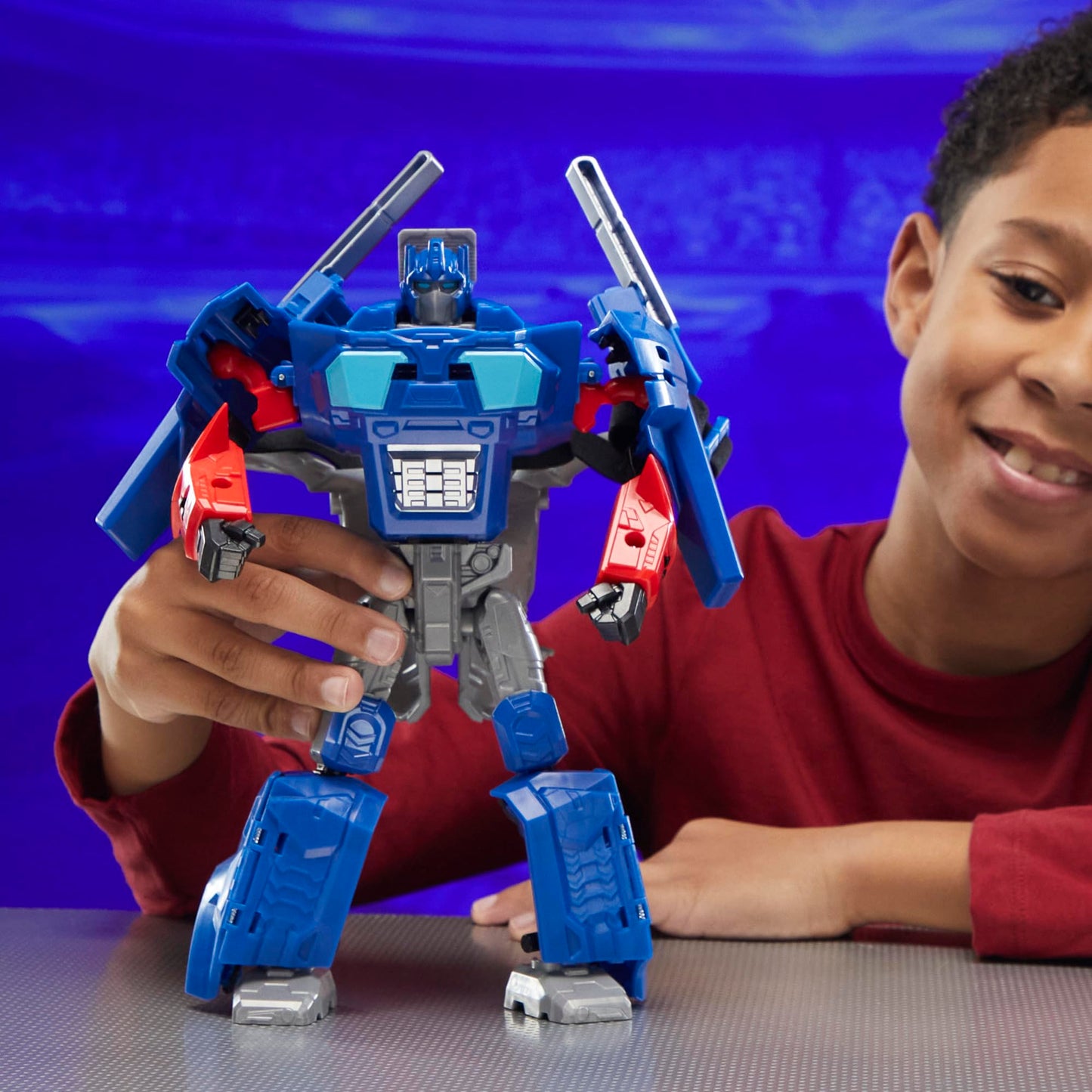 Transformers One 2-in-1 Optimus Prime (Orion Pax) 9.9-Inch Robot Figure | 18-Step Robot-to-Mask Convertible Toy