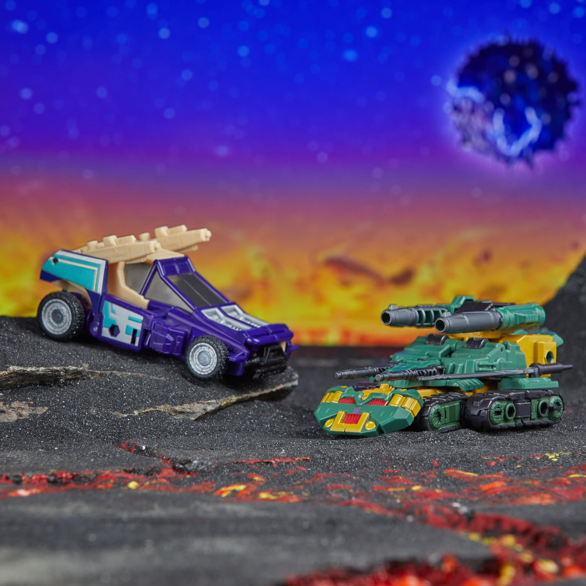 Transformers Legacy United Doom 'n Destruction Collection: Bludgeon & Rukus 2-Pack – Mayhem Attack Squad, 7" Bludgeon + 5.5" Rukus, Amazon Exclusive