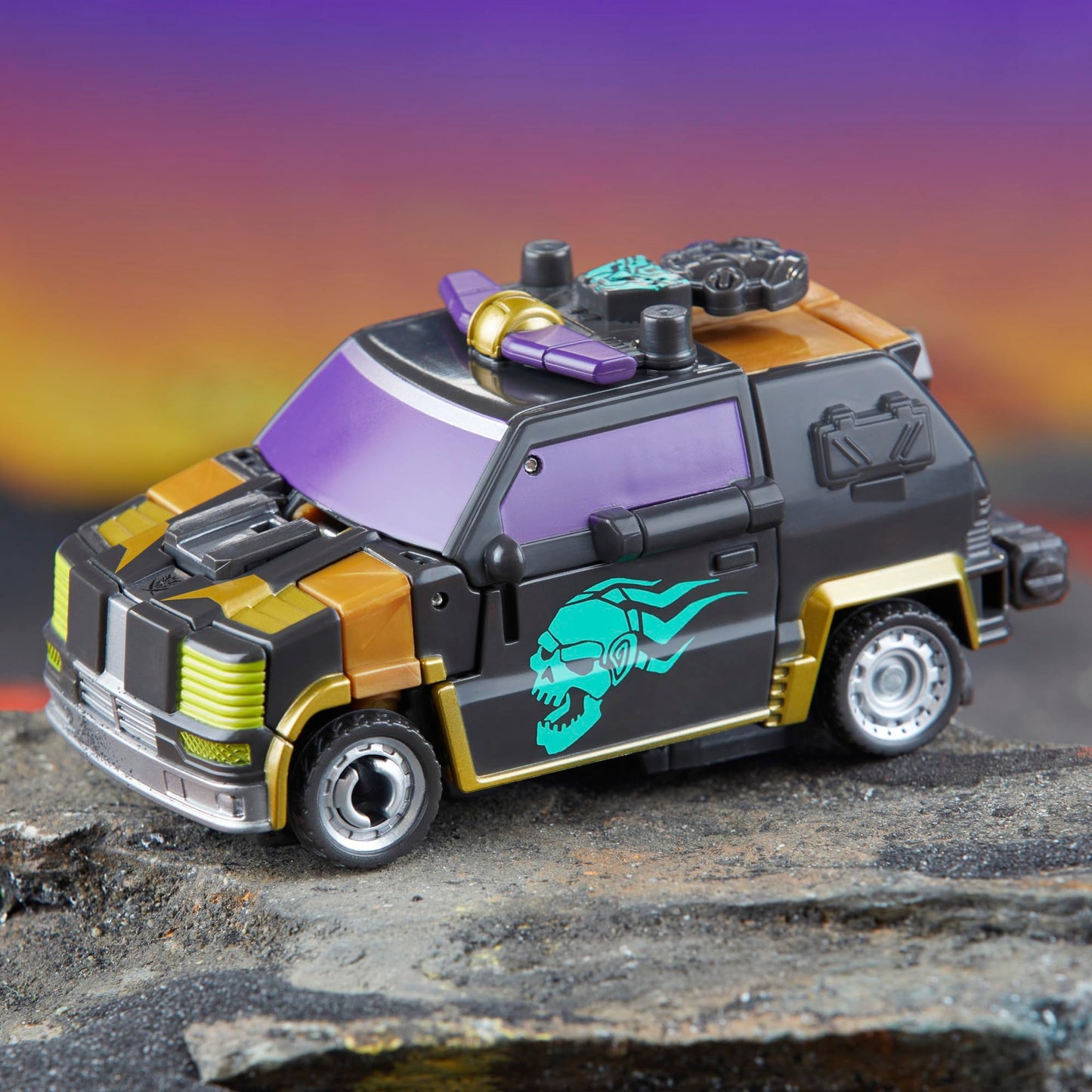 Transformers Legacy United Star Raider Cannonball – 5.5-Inch Action Figure with 14-Step Conversion