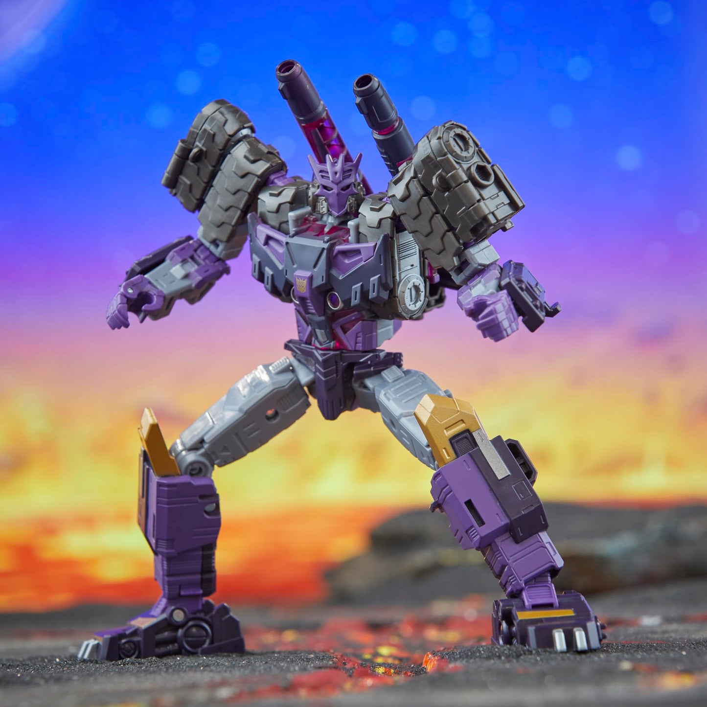 Transformers Legacy United Tarn Voyager 7-Inch Action Figure – Comic Universe Edition