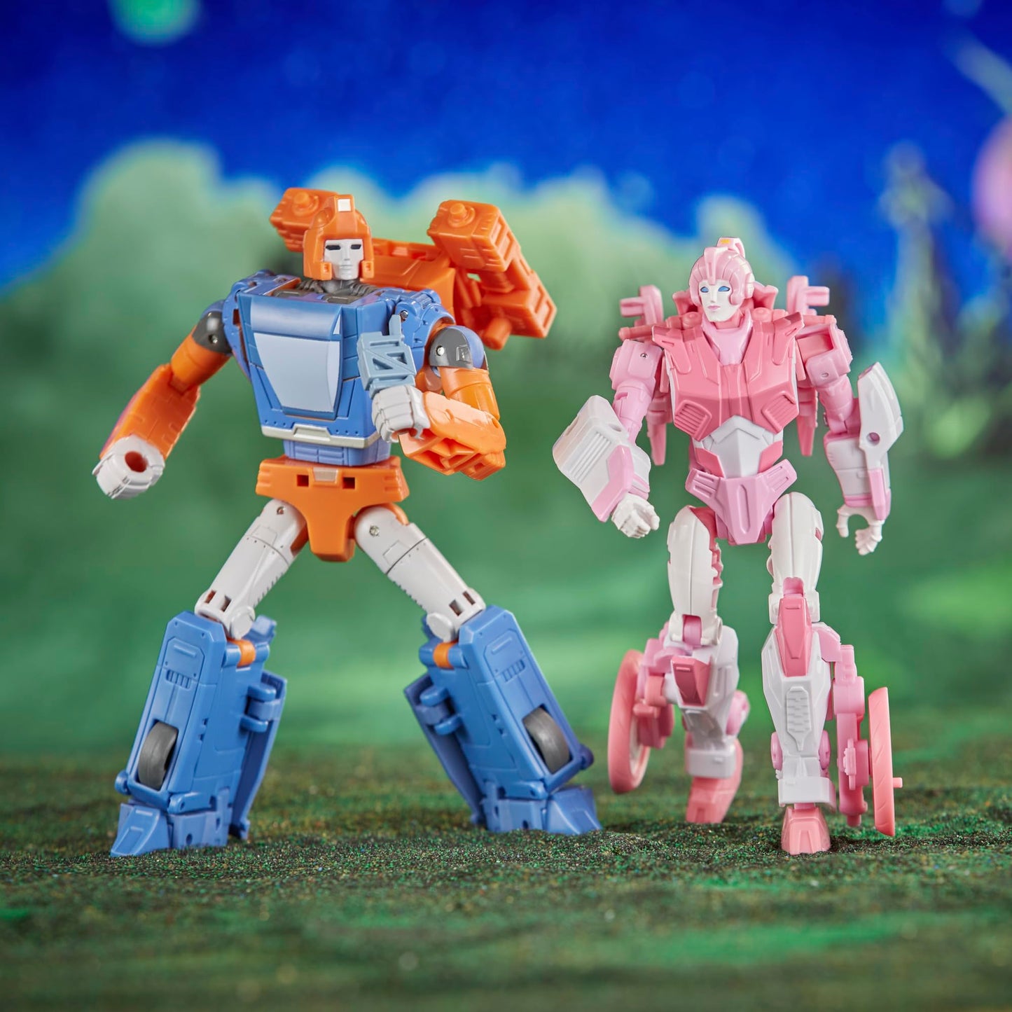 Transformers War Dawn 2-Pack Deluxe Cybertronian Erial & Dion | Legacy Evolution Toys