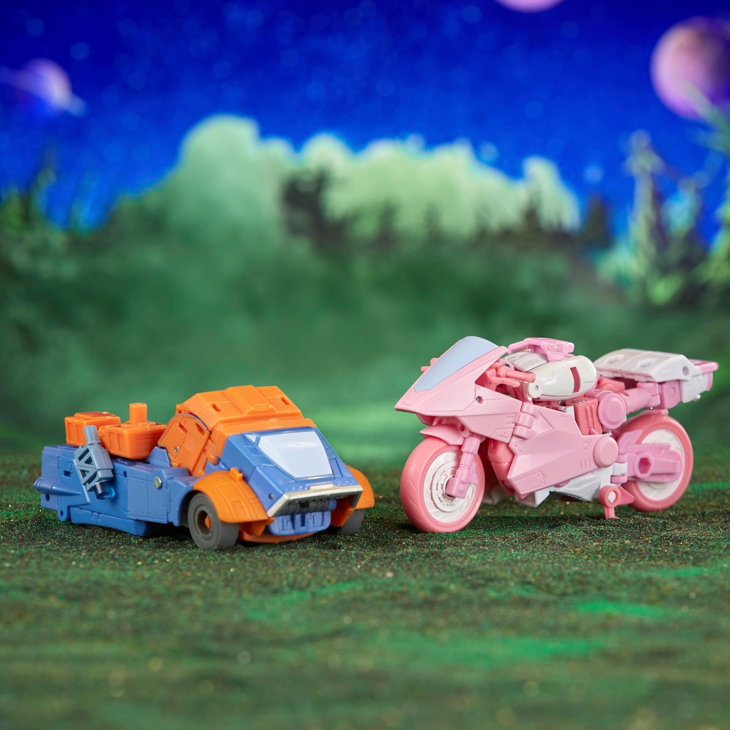 Transformers War Dawn 2-Pack Deluxe Cybertronian Erial & Dion | Legacy Evolution Toys
