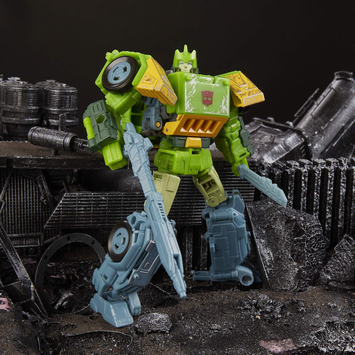 Transformers WFC-S38 Autobot Springer Voyager Figure | Siege Chapter | Generations