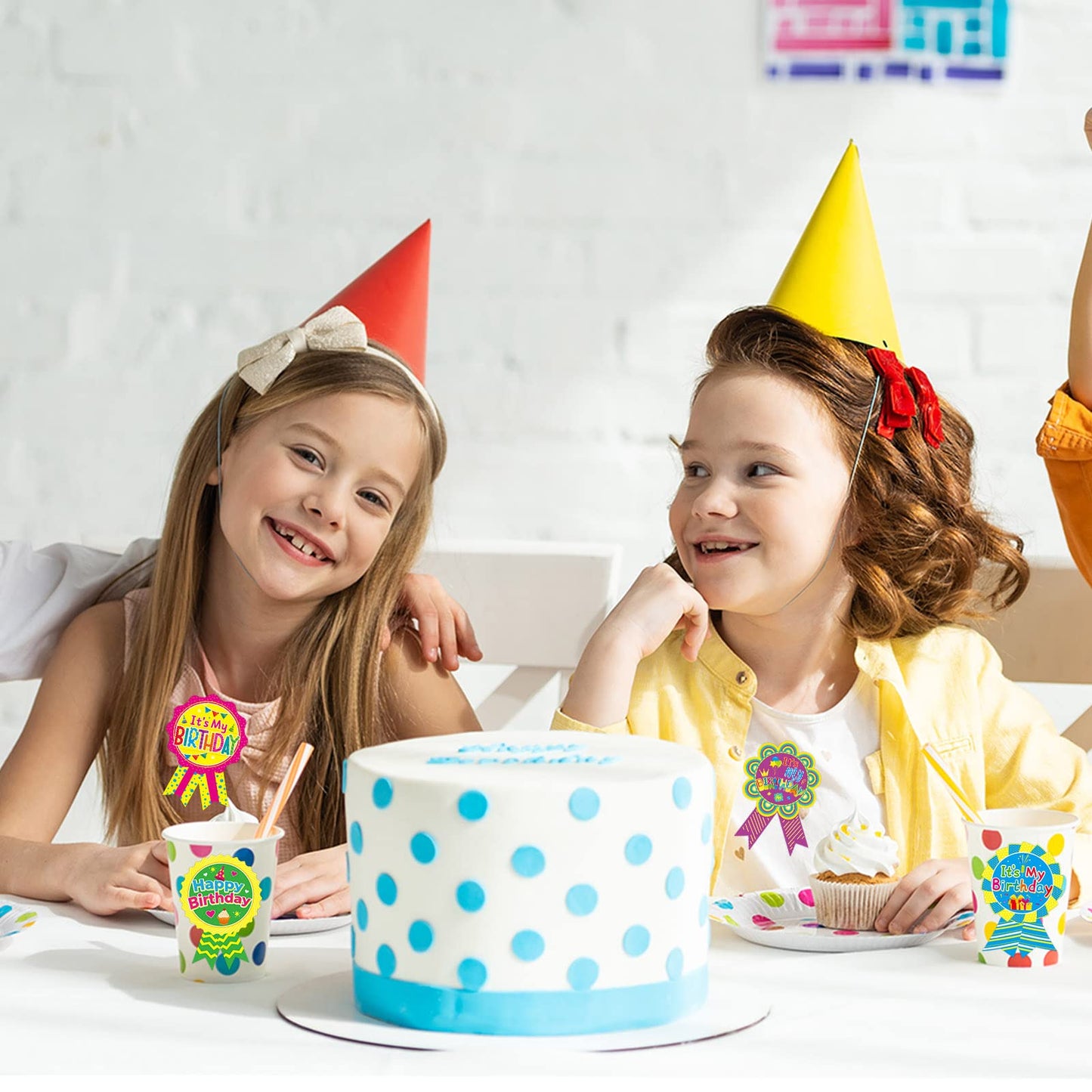 Treasure Cove Happy Birthday Stickers – 204 Pcs Birthday Badges