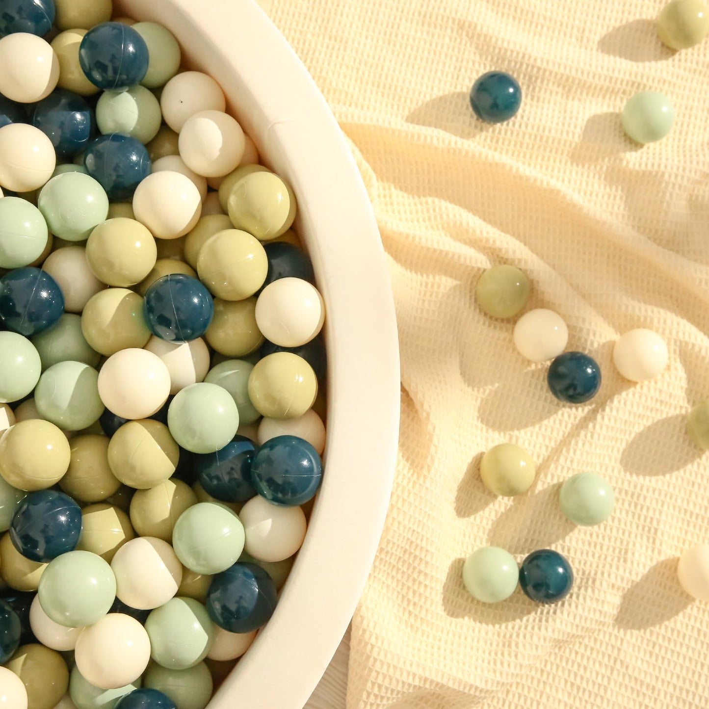 TRENDPLAY Plastic Balls for Ball Pits – 100-Pack Hollow, Cream & Green