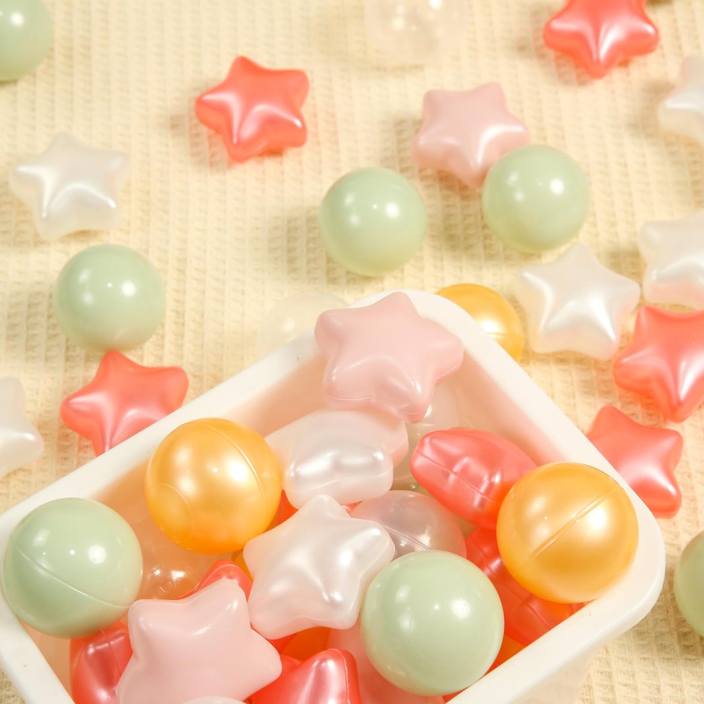 TRENDPLAY Star Ball Pit Balls - 100 Pack for Toddlers (Pearl Gold Green Red)