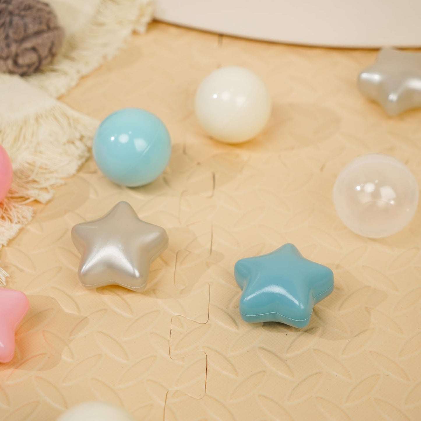 TRENDPLAY Star Ball Pit Balls – 200-Star Shaped Balls for Toddlers (Cream, Pink, Blue, White)