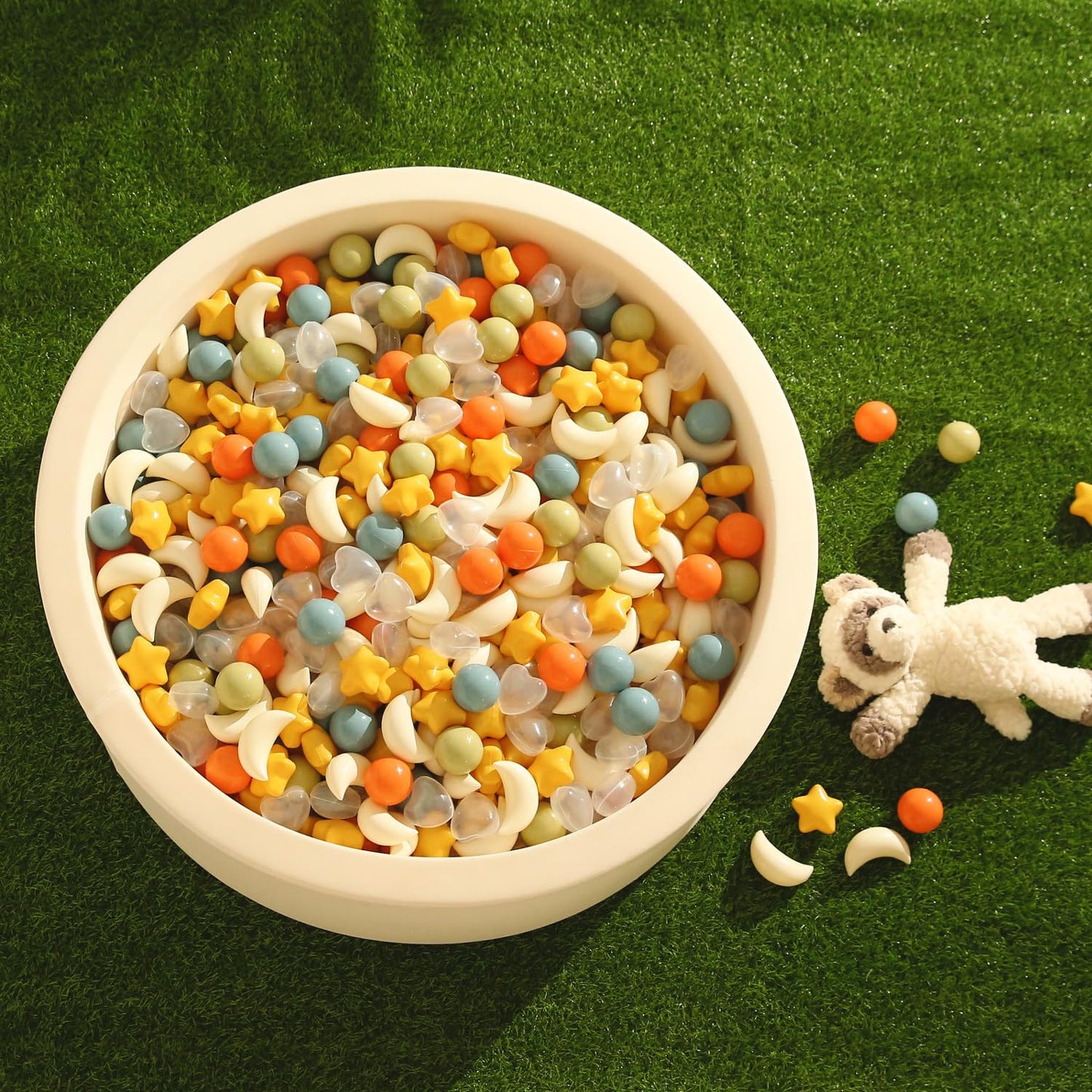 TRENDPLAY Star Ball Pit Balls 100-Piece Set – Mixed Shapes (Stars, Moons, Hearts) in Cream, Orange, Green, Blue, Clear