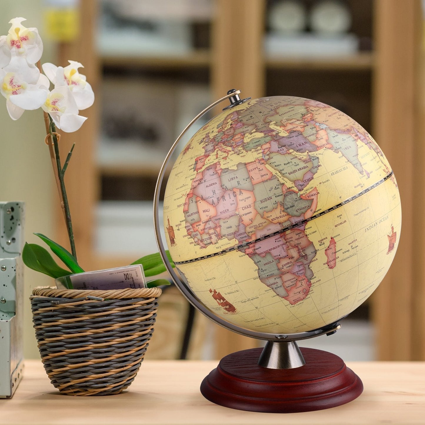 TTKTK Illuminated World Globe with Wooden Stand | 8-Inch LED Desk Globe
