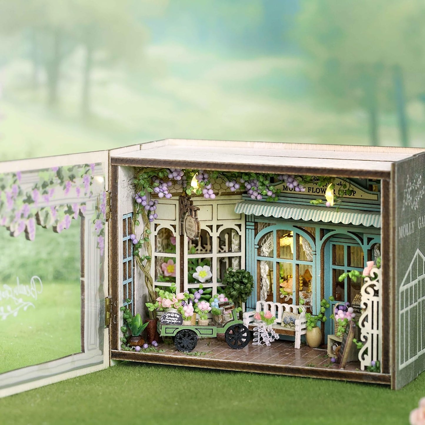 TuKIIE DIY Miniature Dollhouse Kit 1:32 Scale – Opened & Closed Mini Cube, Molly Garden