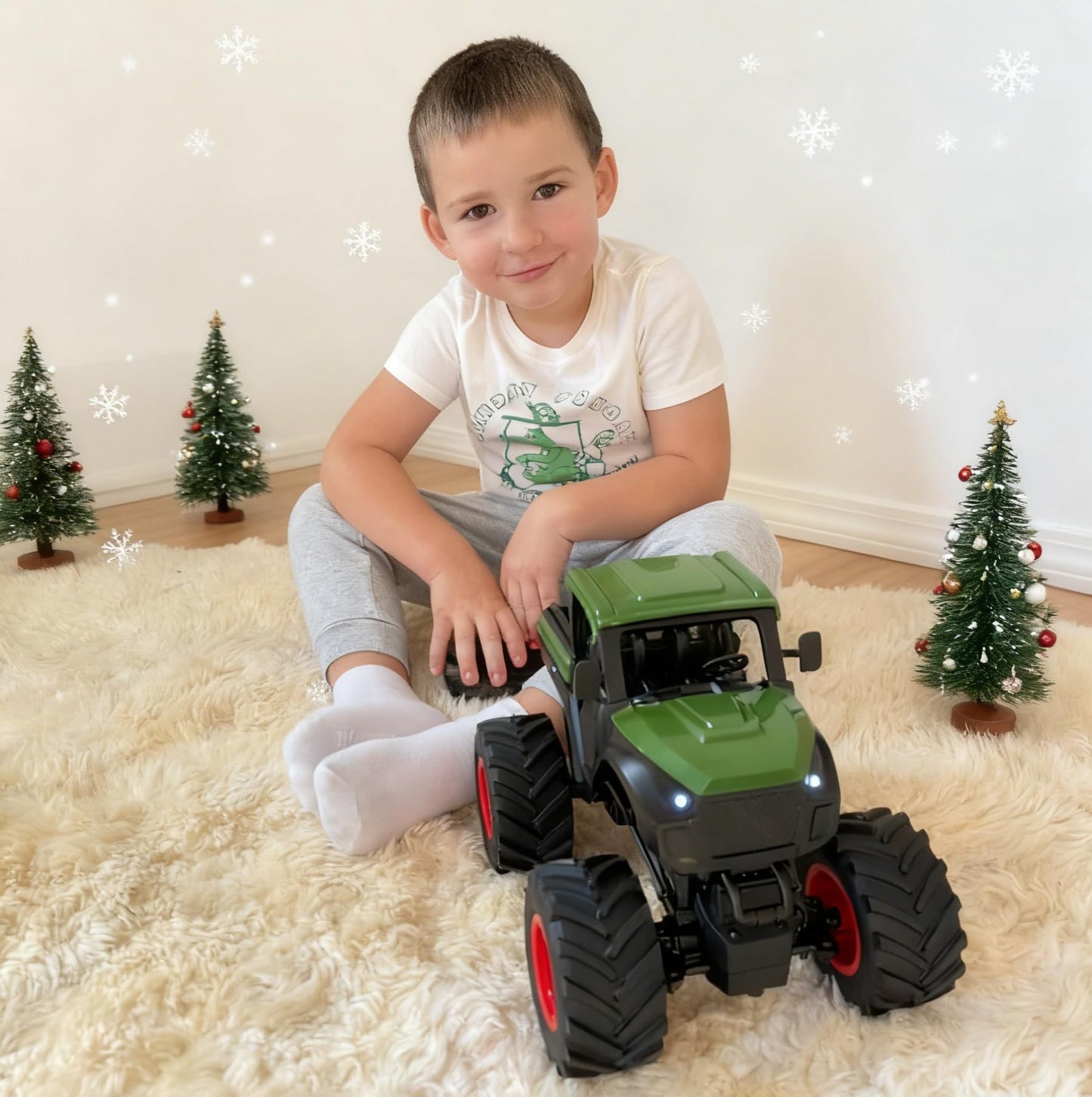 Uarzt 1:16 RC Tractor Toy – LED Lights, Realistic Sounds, 2×800mAh Battery