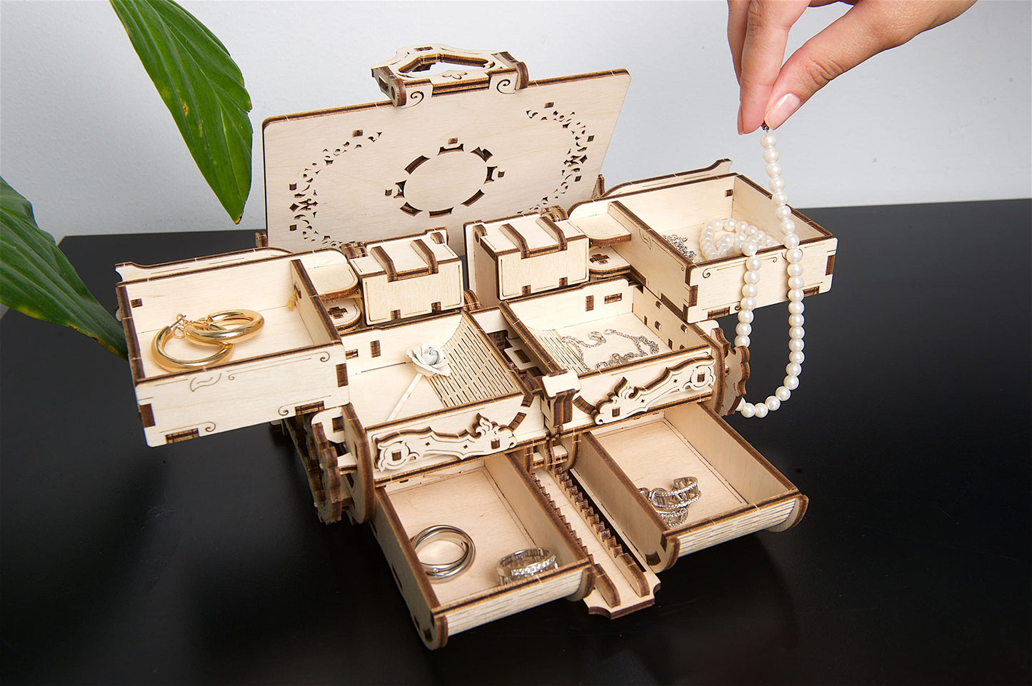 UGEARS Antique Box – 3D Wooden Puzzle for Adults (Jewelry Box)