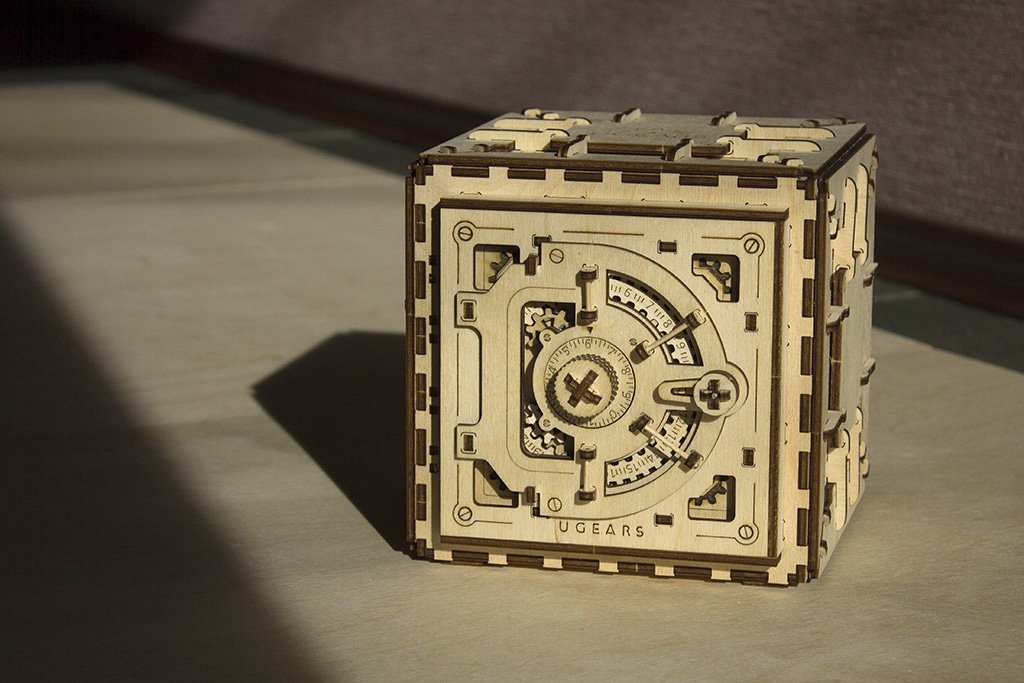 UGEARS Model Safe Kit – 3D Wooden Puzzle Safe Box for Adults | DIY Brain Teaser and Display Piece