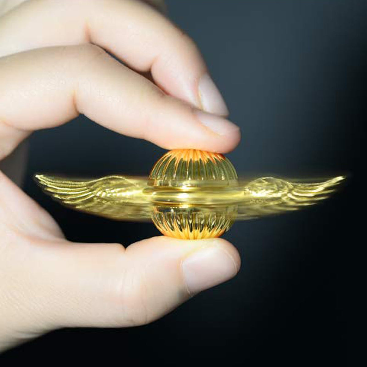 Umnodobn Gold Orb Fidget Spinner – Retro Aluminum Spinner for Focus & Stress Relief