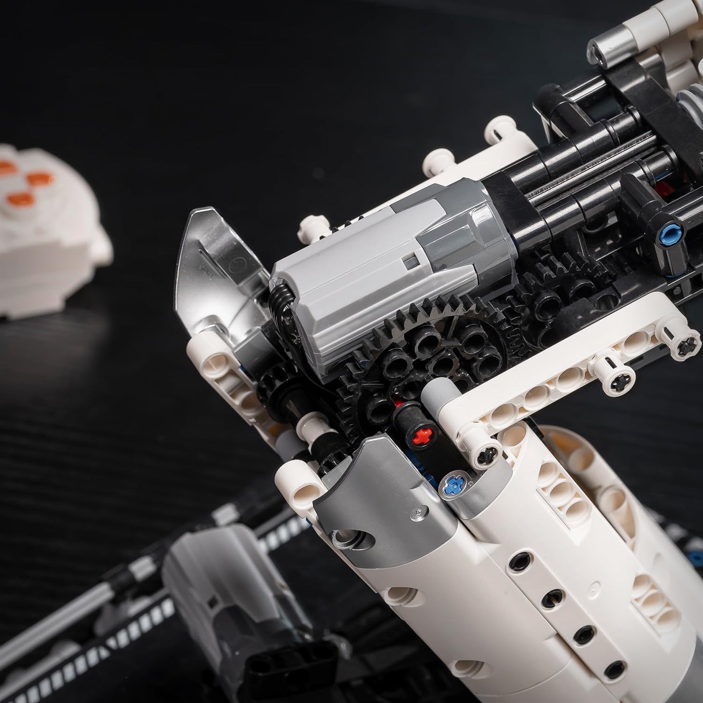 UNCLE BRICK Mechanical Technical Arm Building Set with Remote Control – 784 Pcs STEM Robotic Arm