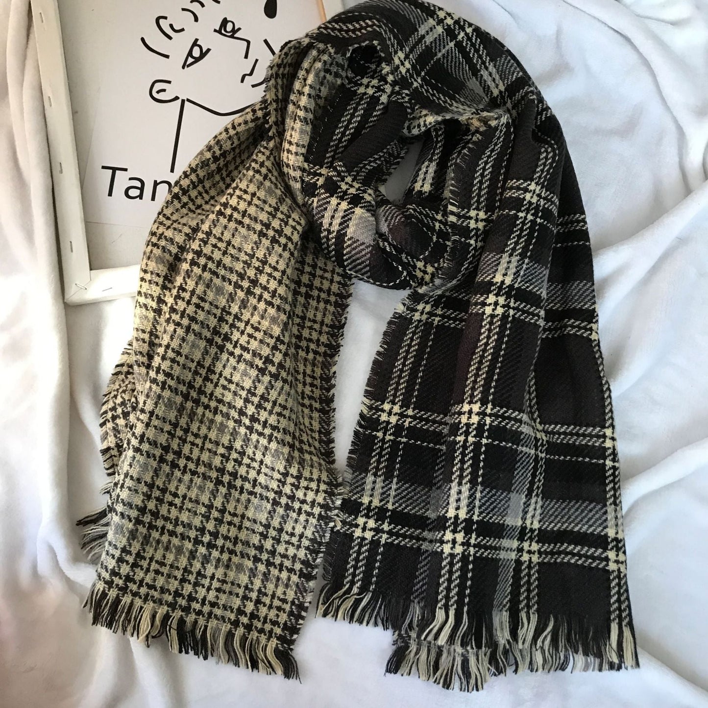Luxury British Checkered Tassel Scarf | Double-Sided Cashmere Shawl