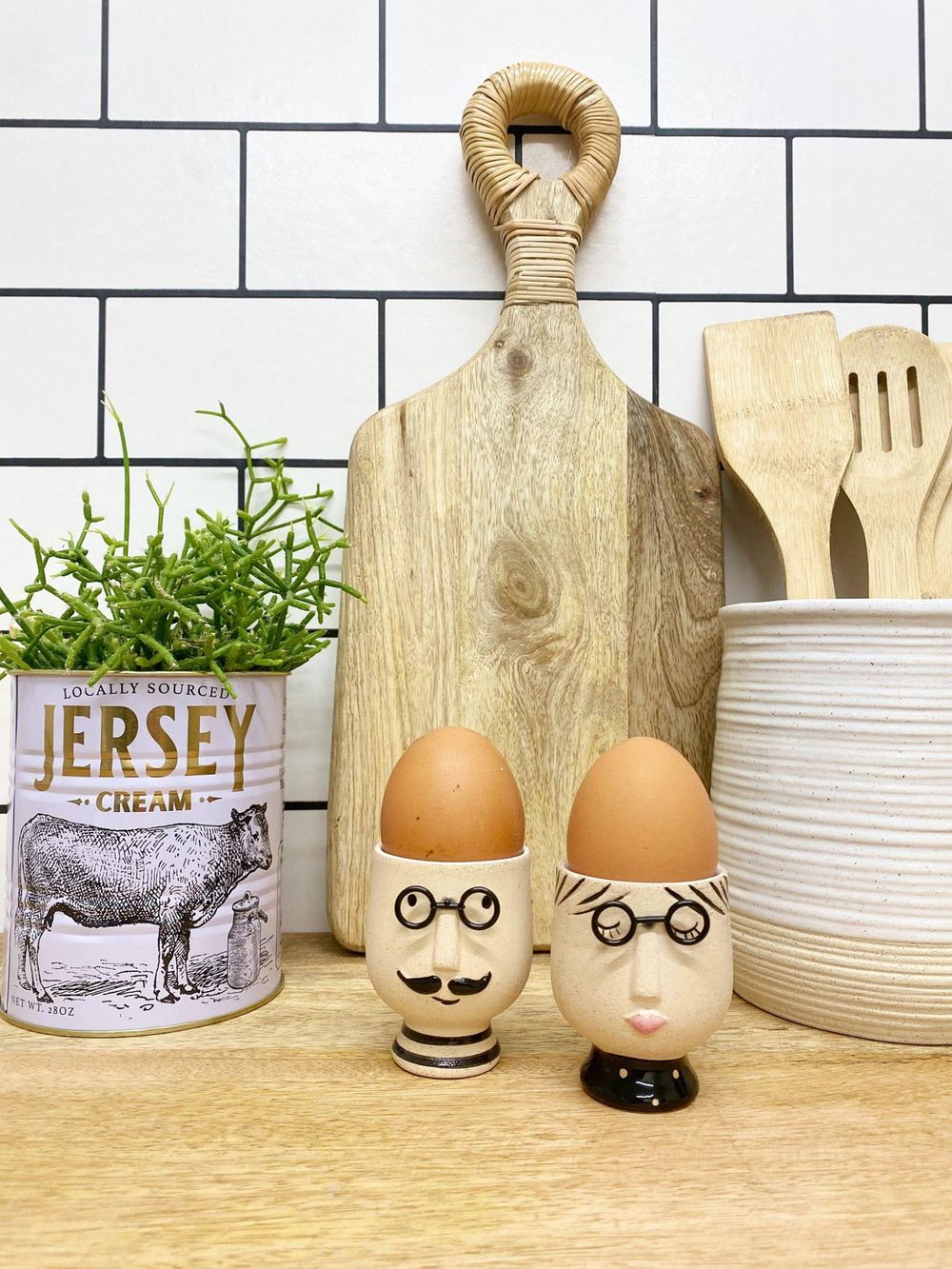 Premium Stoneware Mr & Mrs Egg Cups - Perfect Wedding or Anniversary Gift - Adds Fun to Any Meal!
