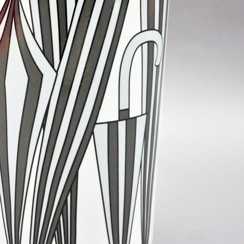 M S L Black and White Umbrella Design Umbrella Stand