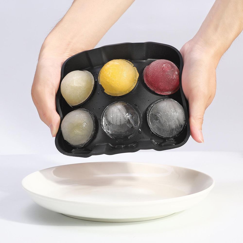 2 Pack Easy-Release Silicone Ice Cube Tray - Stackable with Removable Lids - Black