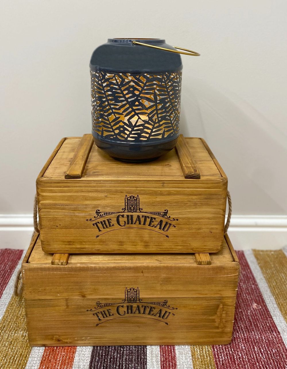 Synergy Leaf Lantern - Create Captivating Shadows - Best Quality - 12cm Base Diameter - 23cm Height - Gold Inner - 13.5cm Handle