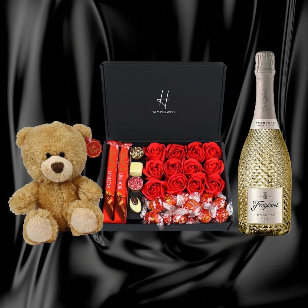Lindt Lindor Ultimate Gift Hamper With Red Roses