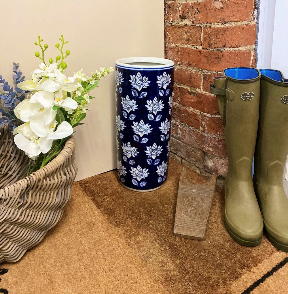Chic Blue & White Flower Umbrella Stand