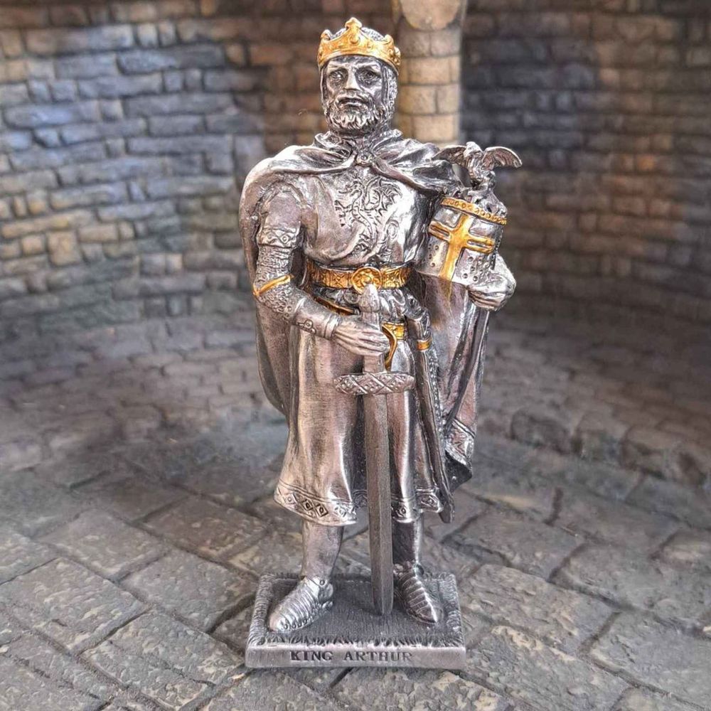 King Arthur Statue (hand-cast statue sculpture) 10cm Height