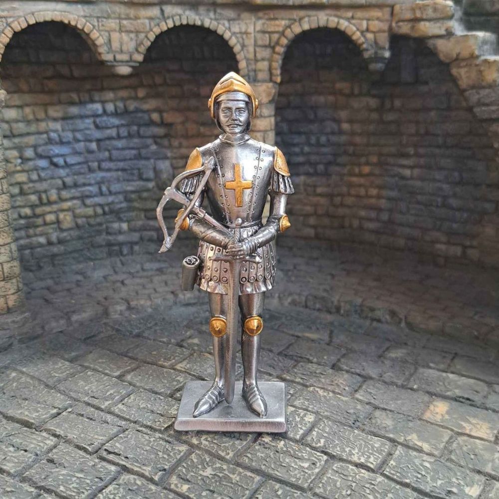 Knight With Crossbow (hand-cast statue sculpture) 11cm Height