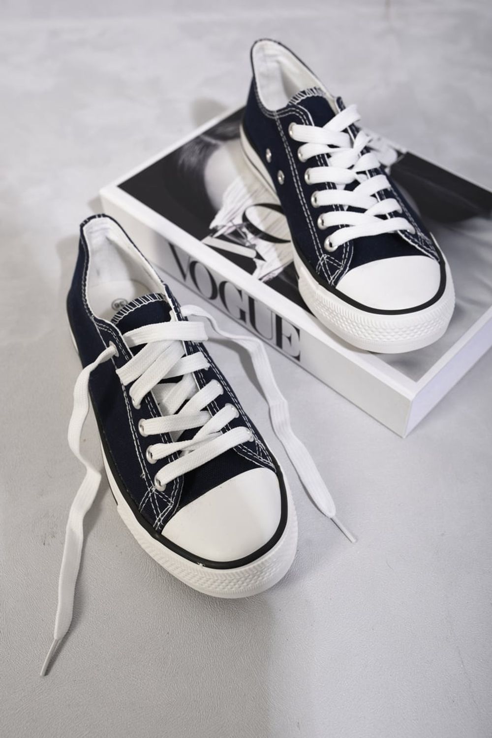 Jenna Platform Low Top Lace Up Trainers - Comfortable and Chic!