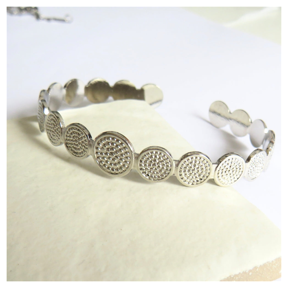 Circle Bangle | Ideal Birthday or Christmas Gift