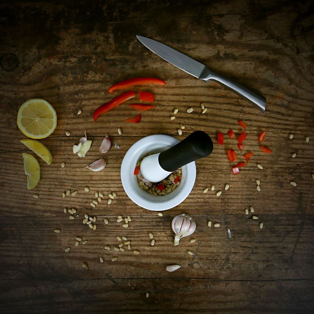 Efficient Ceramic Pestle & Mortar Set | Maison & White