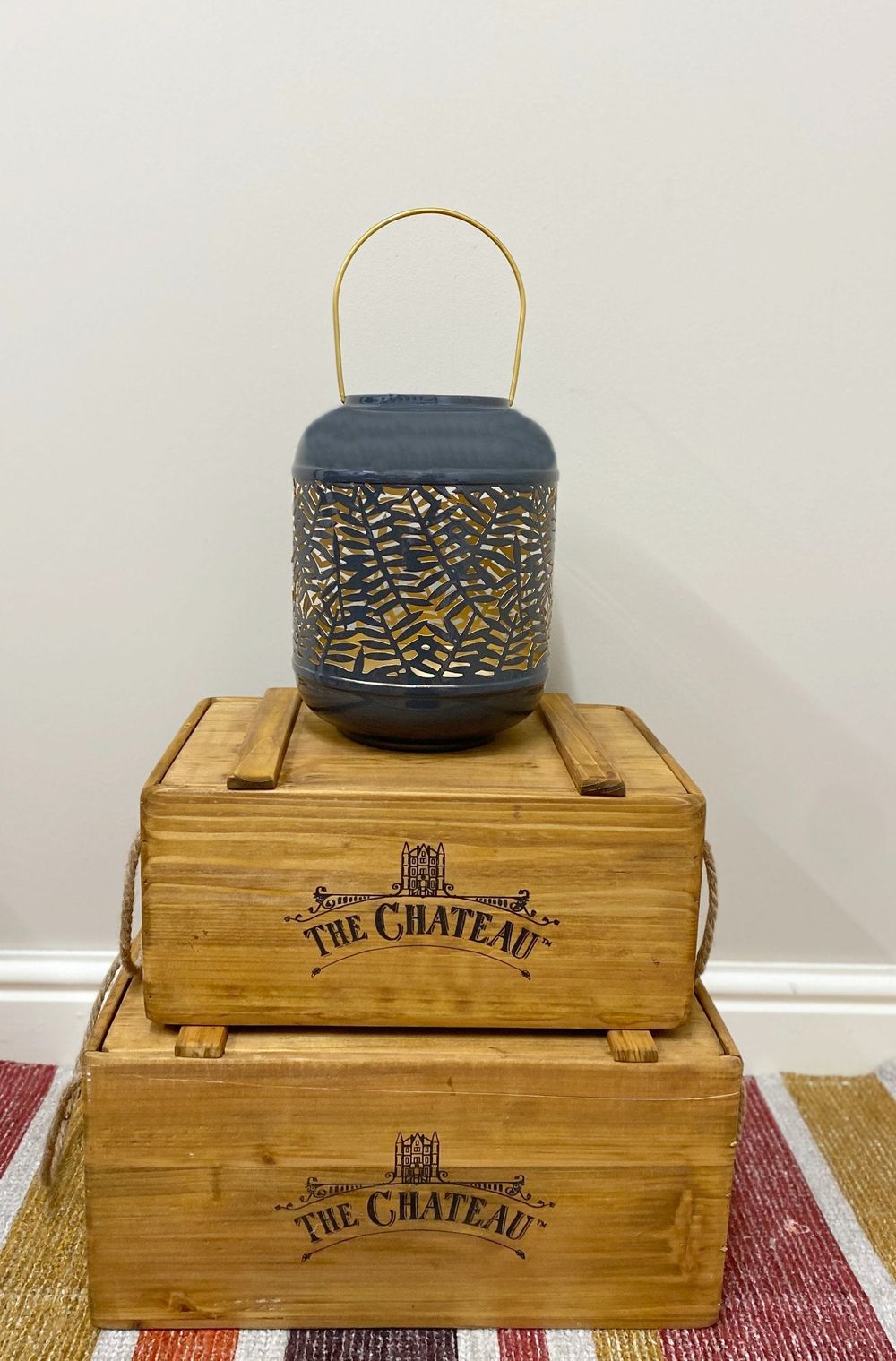 Synergy Leaf Lantern - Create Captivating Shadows - Best Quality - 12cm Base Diameter - 23cm Height - Gold Inner - 13.5cm Handle