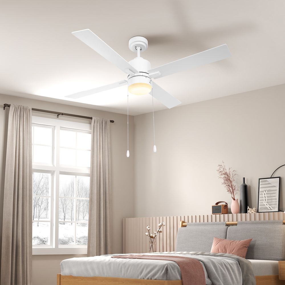 HOMCOM Mounting Reversible Ceiling Fan with Light, Pull-chain