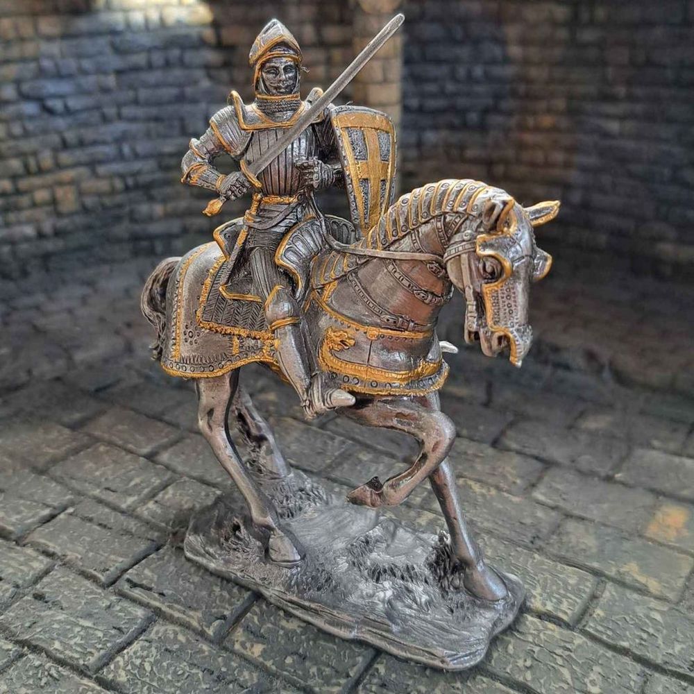 Knight With Armoured Horse (hand-cast statue sculpture) 10cm Height