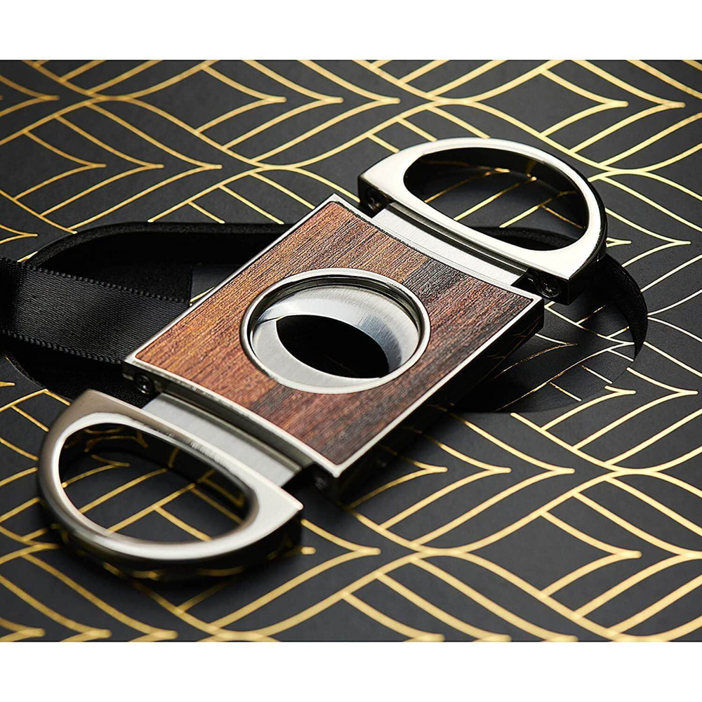 The Gentleman's Set - Cigar Aficionado
