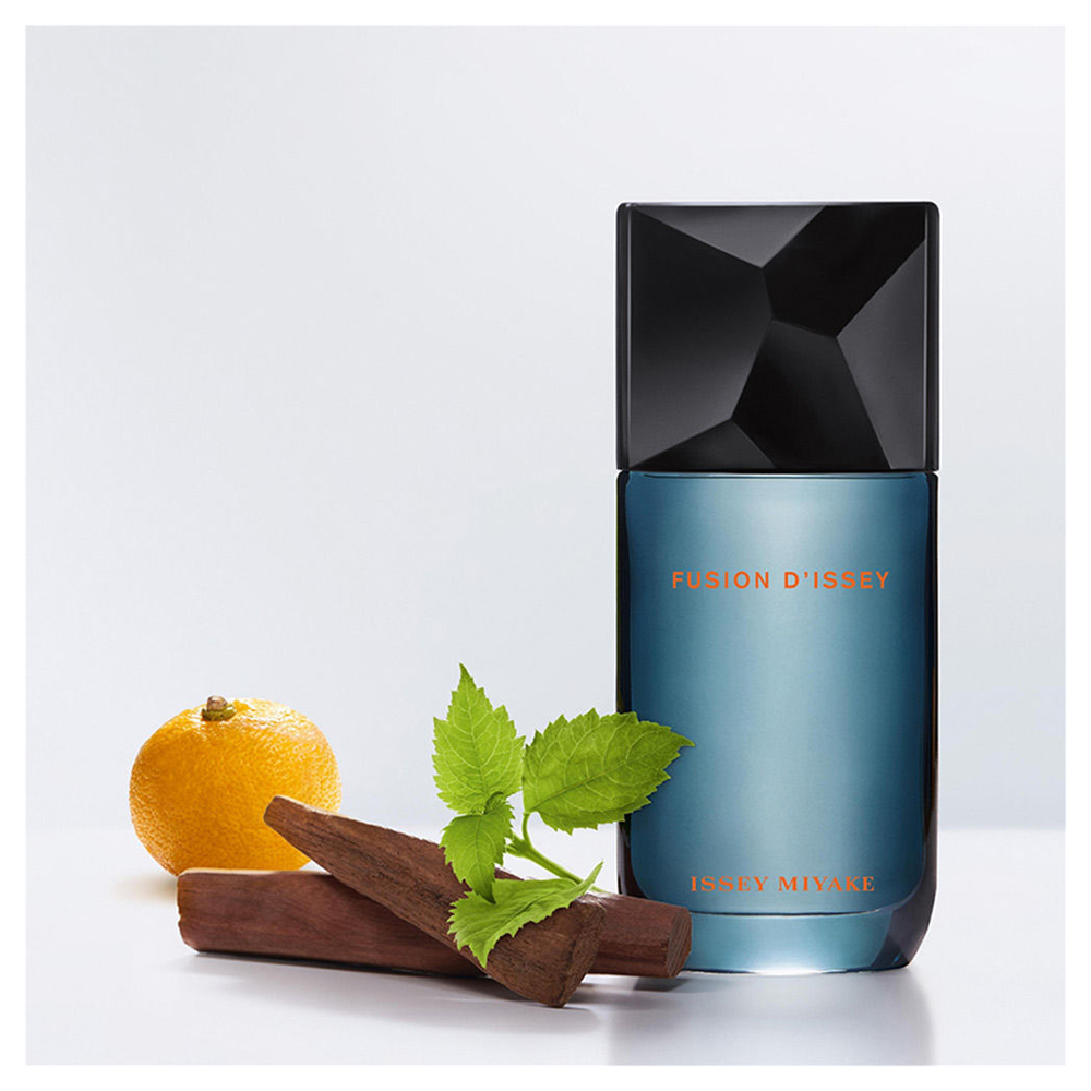 Issey Miyake Fusion D'issey Eau de Toilette Spray 100ml