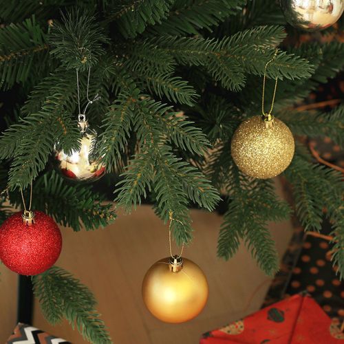 HOMCOM 5ft Artificial Spurce Christmas Tree with 1121 Branches
