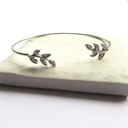 Silver Leaf Bangle 6022