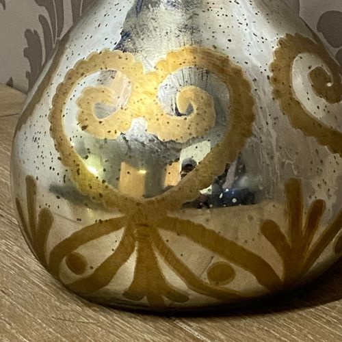 9" ANTIQUE SILVER GLASS DECORATIVE VASE