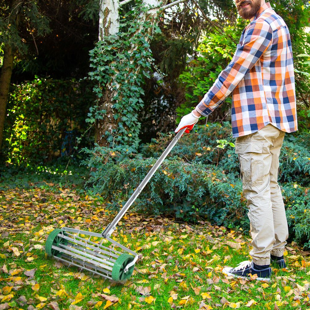 Outsunny Lawn Aerator Roller-Green/Silver