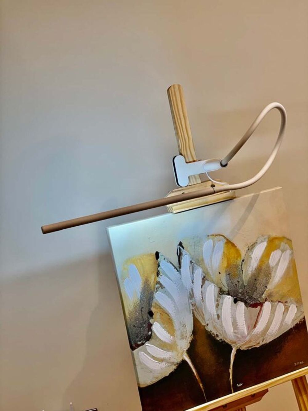 Portable USB Powered Slim Lamp Flex XL - Perfect for Beauty Salons, Sewing, and Travel