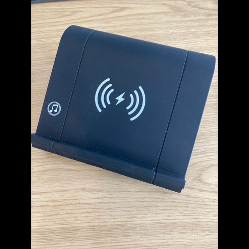 Easy Touch Wireless Speaker