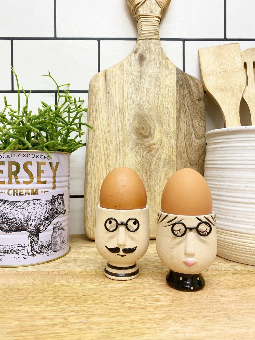Premium Stoneware Mr & Mrs Egg Cups - Perfect Wedding or Anniversary Gift - Adds Fun to Any Meal!