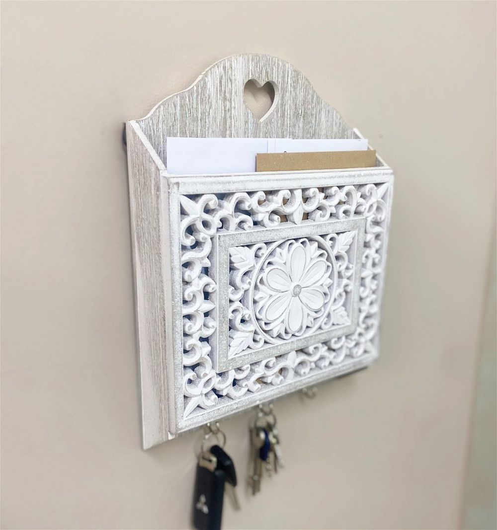 Rustic Grey Wooden 3-Hook Key Holder with Cutout Pattern Shelf